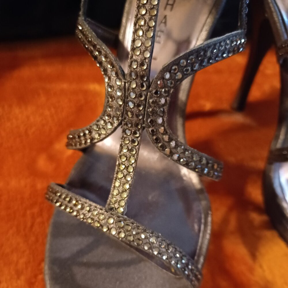 Michael Shannon Pewter Rhinestone Juliette heels - Size 8m - Picture 2 of 8